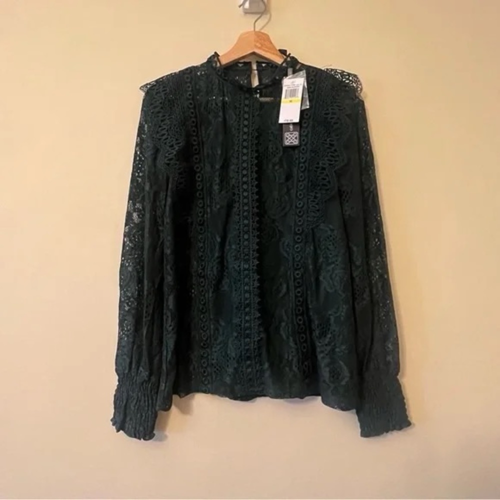 Cable & Guage Medium Green Lace Mock Neck Long Sleeve Blouse